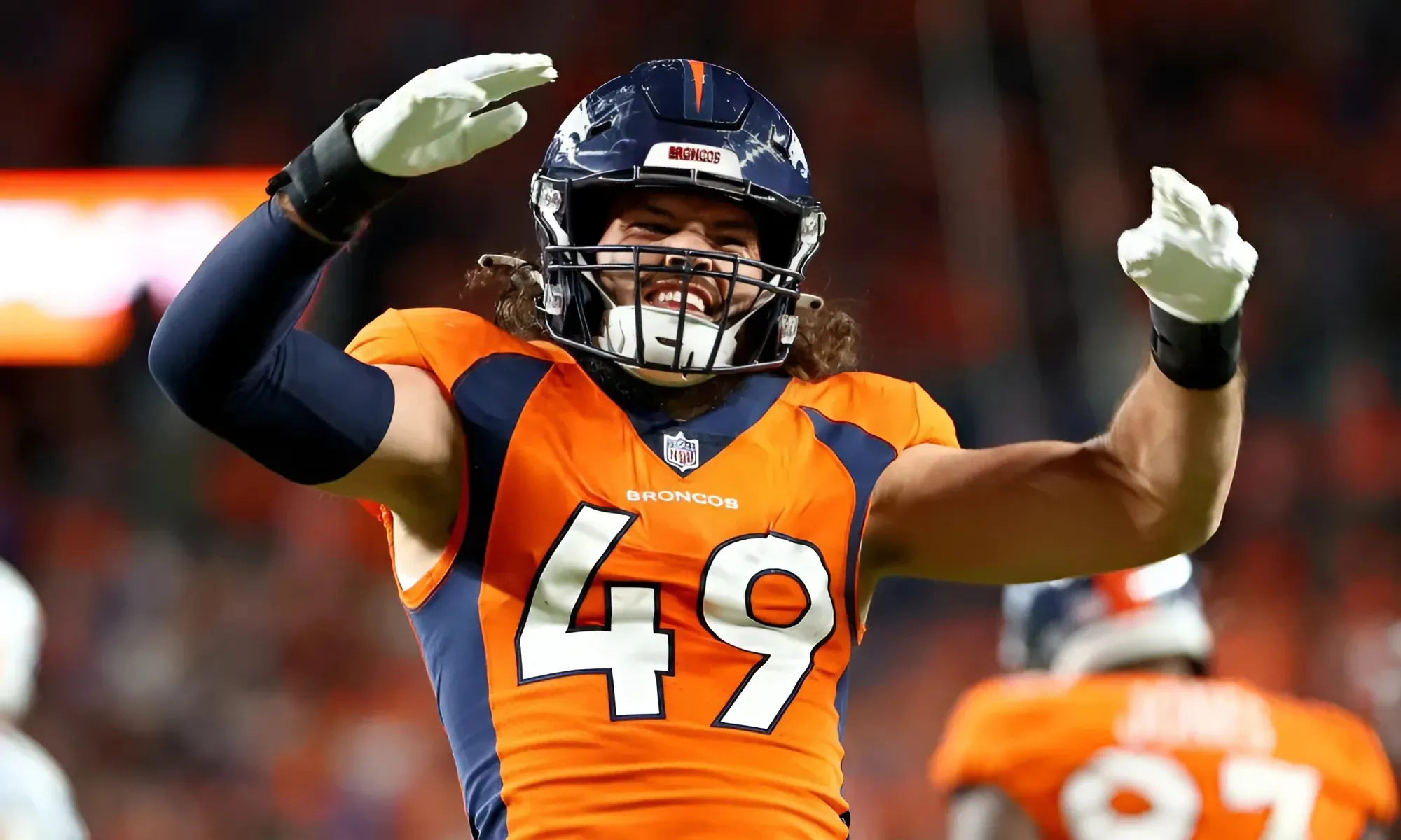 'You can rise up around him': How the Broncos will look to continue strong play following ILB Alex Singleton's injury