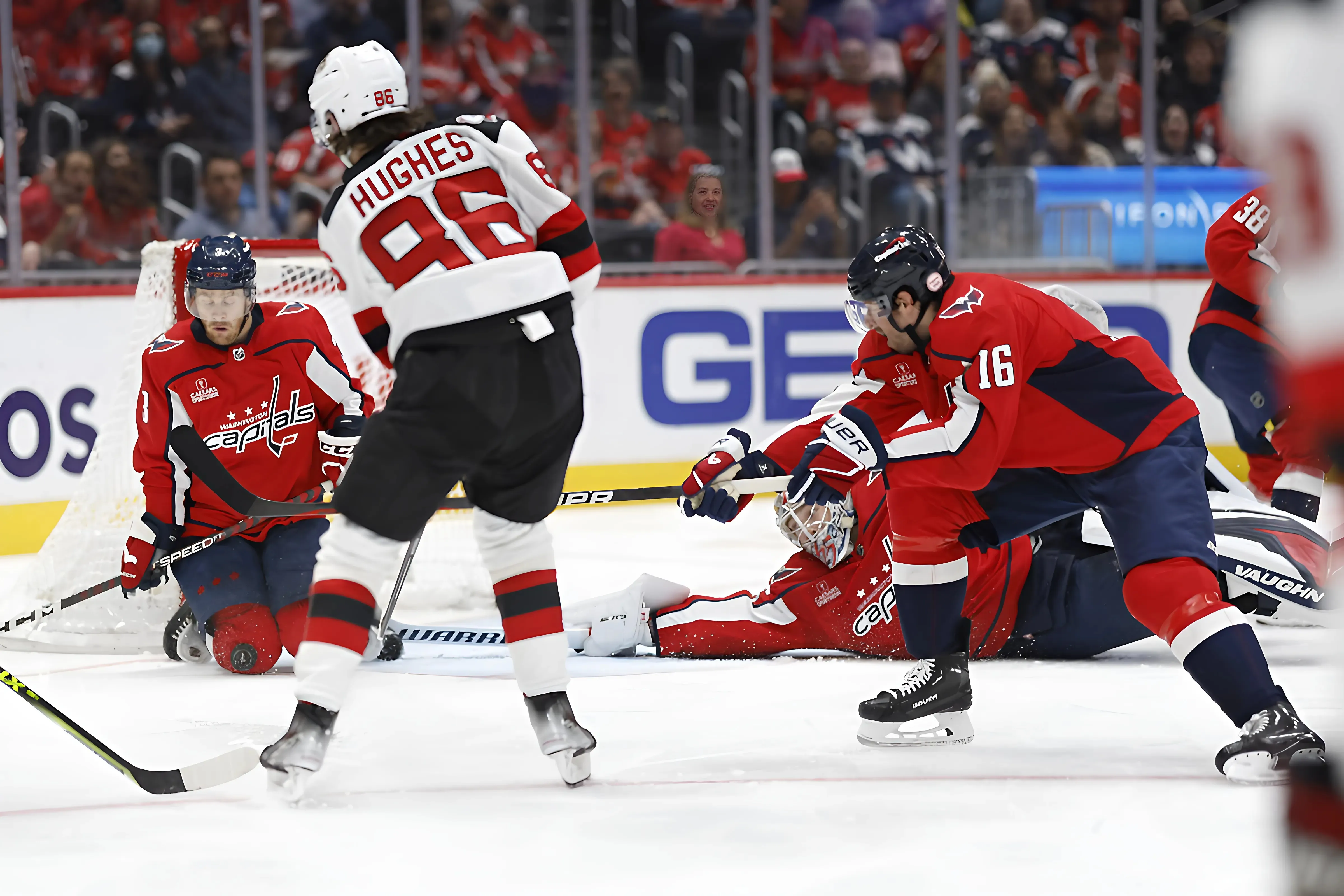 Capitals’ offense hits its stride to produce first win of preseason trucc