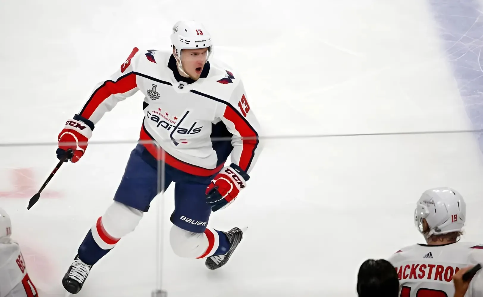 Jakub Vrana’s ‘very strong game’ against Devils puts him back in conversation for final roster spot