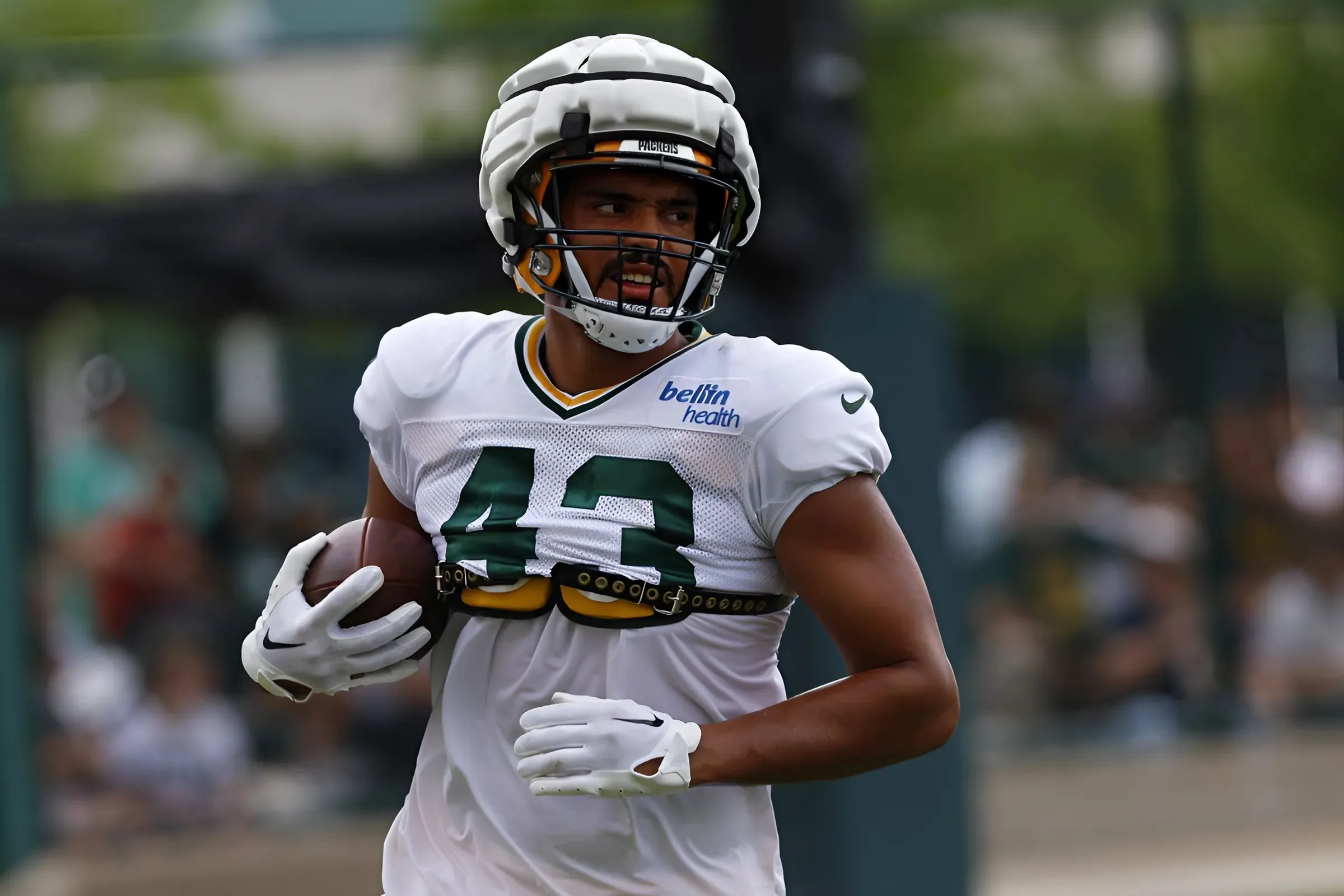 Packers re-sign tight end Messiah Swinson