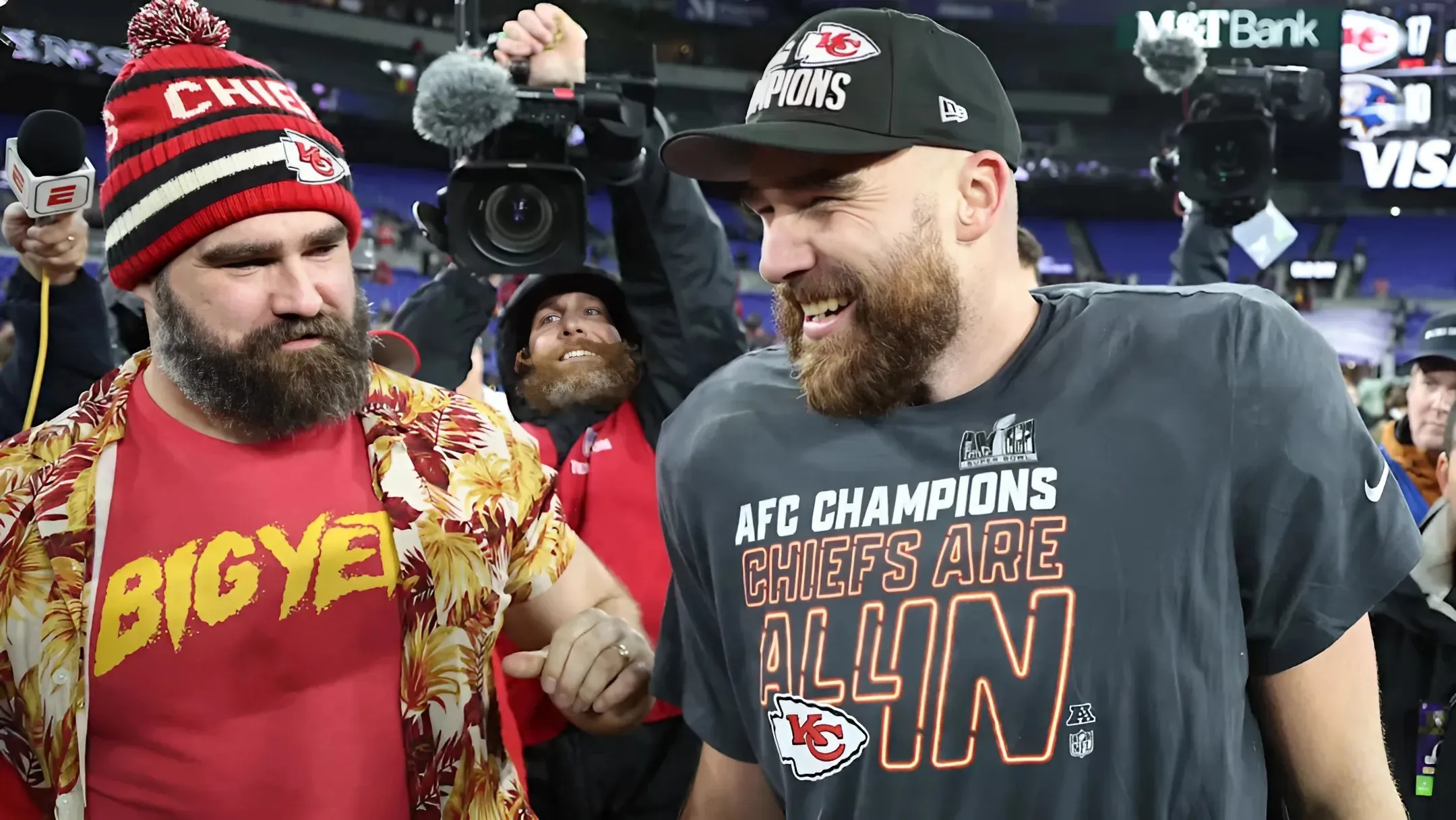 Jason Kelce gets emotional while trying to hype Travis up amid struggles with Chiefs