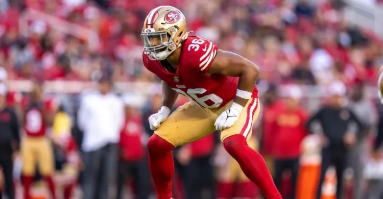 49ers LB Curtis Robinson carted off at practice with leg injury