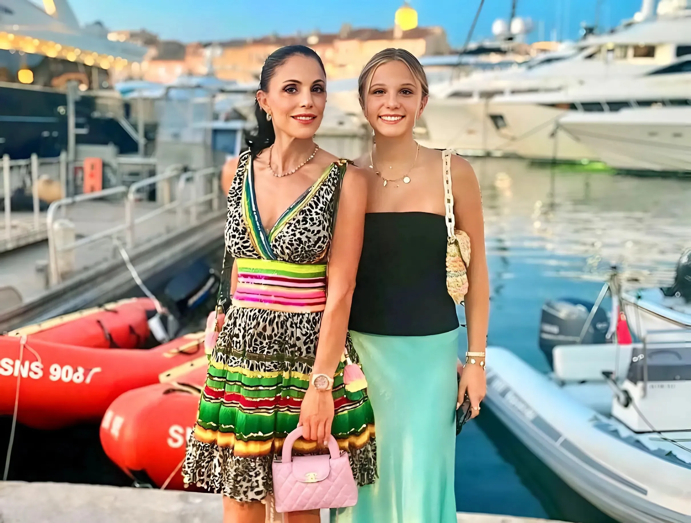 PHOTO: Bethenny Frankel is Criticized for Daughter Bryn’s Fashion Week Outfit as Fans Call It ‘Not Appropriate’ and Claim There’s Too Many Labels-quang