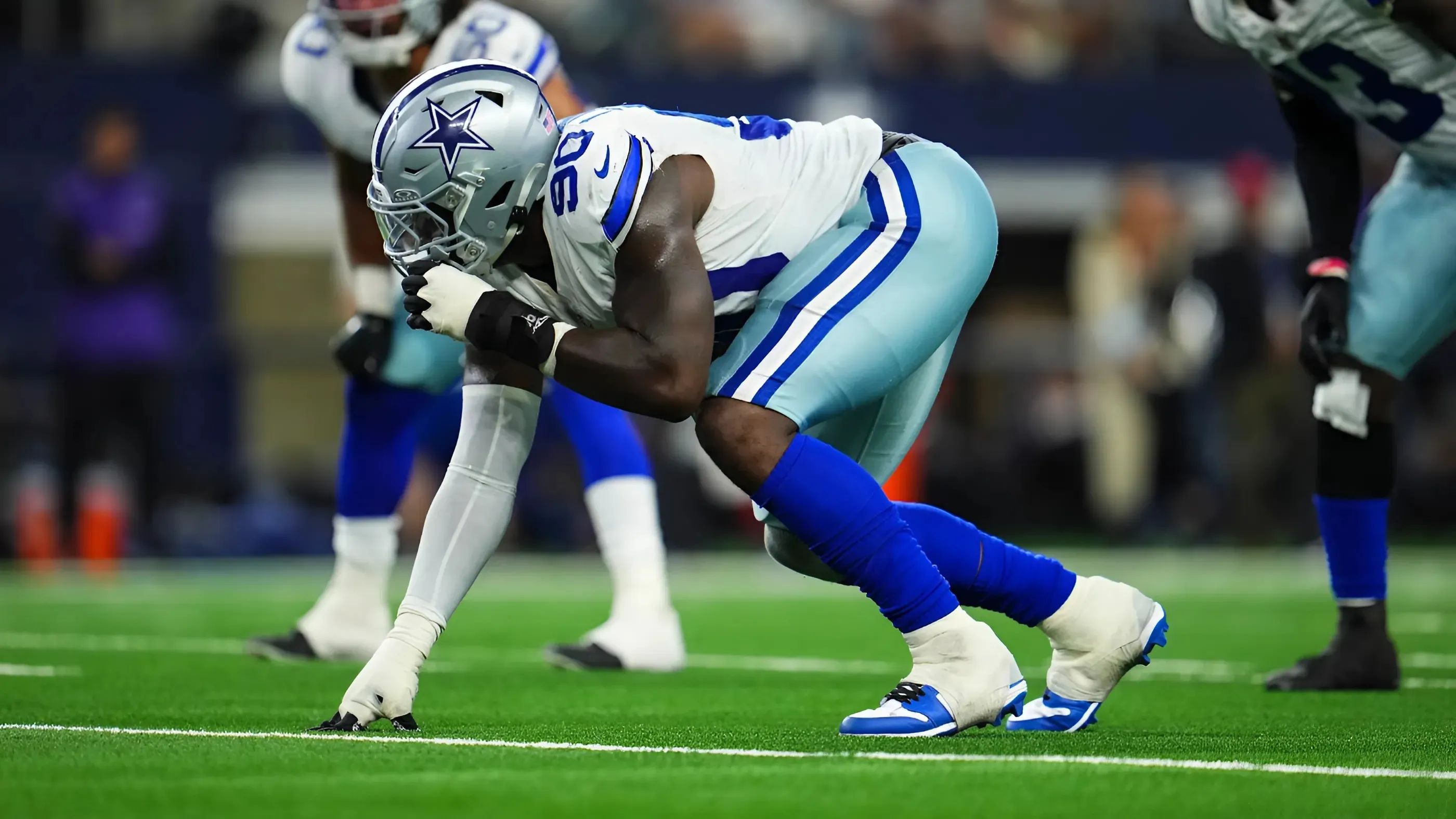 Cowboys' season could be headed for disaster after DeMarcus Lawrence injury update