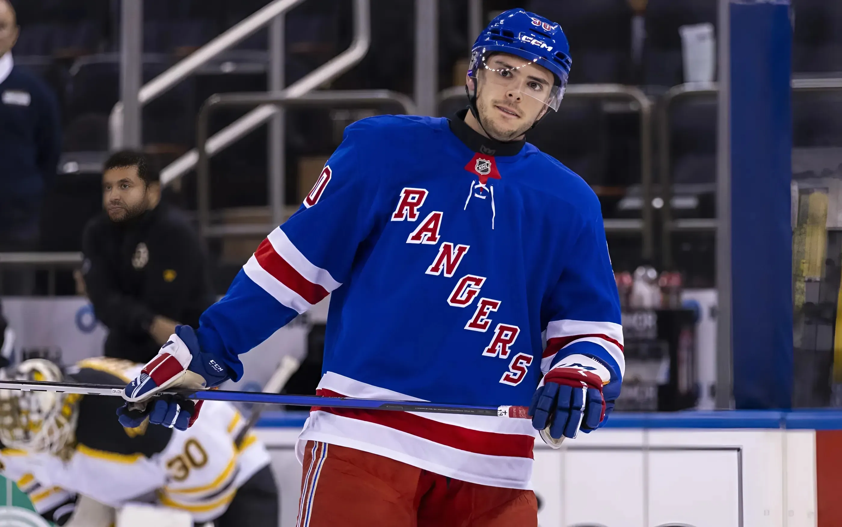 Rangers’ Victor Mancini gets practice look as pair with Adam Fox-quang