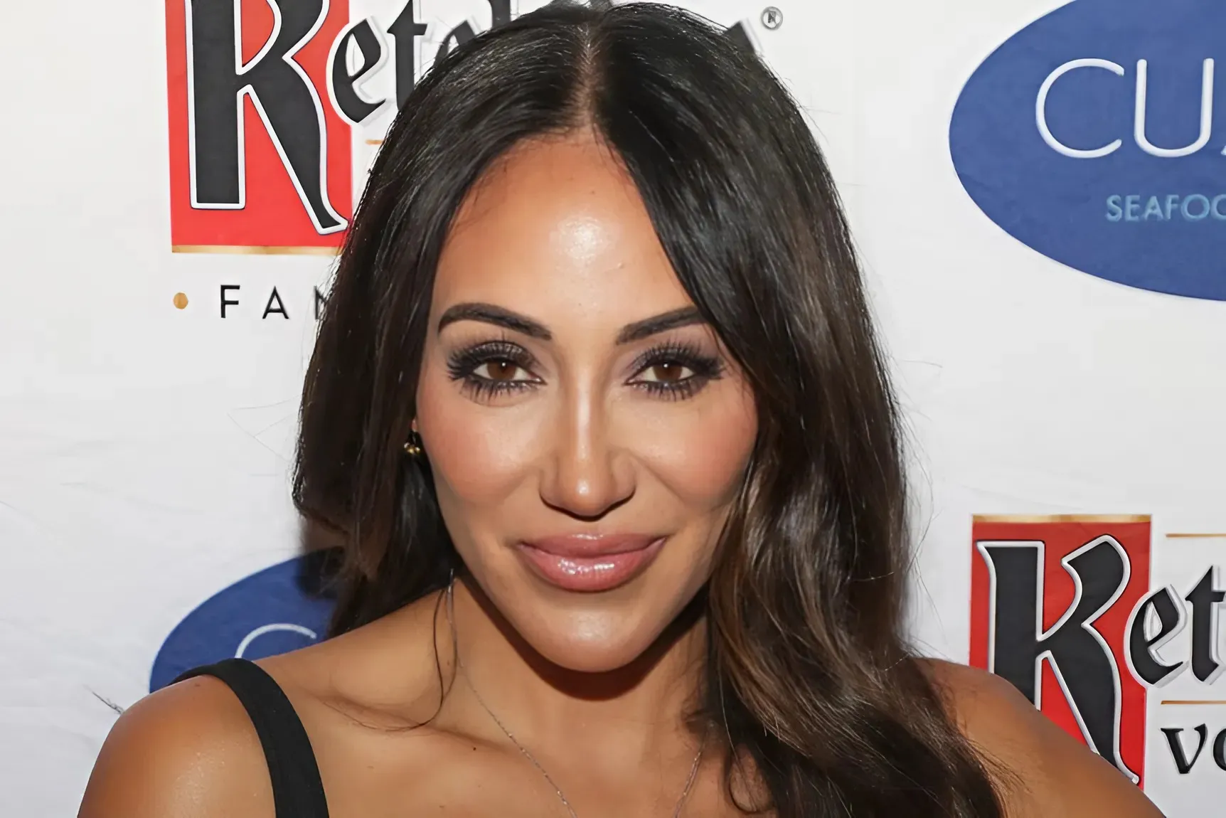 "Behind Closed Doors: Melissa Gorga's Home Chronicles of Chaos"-quang