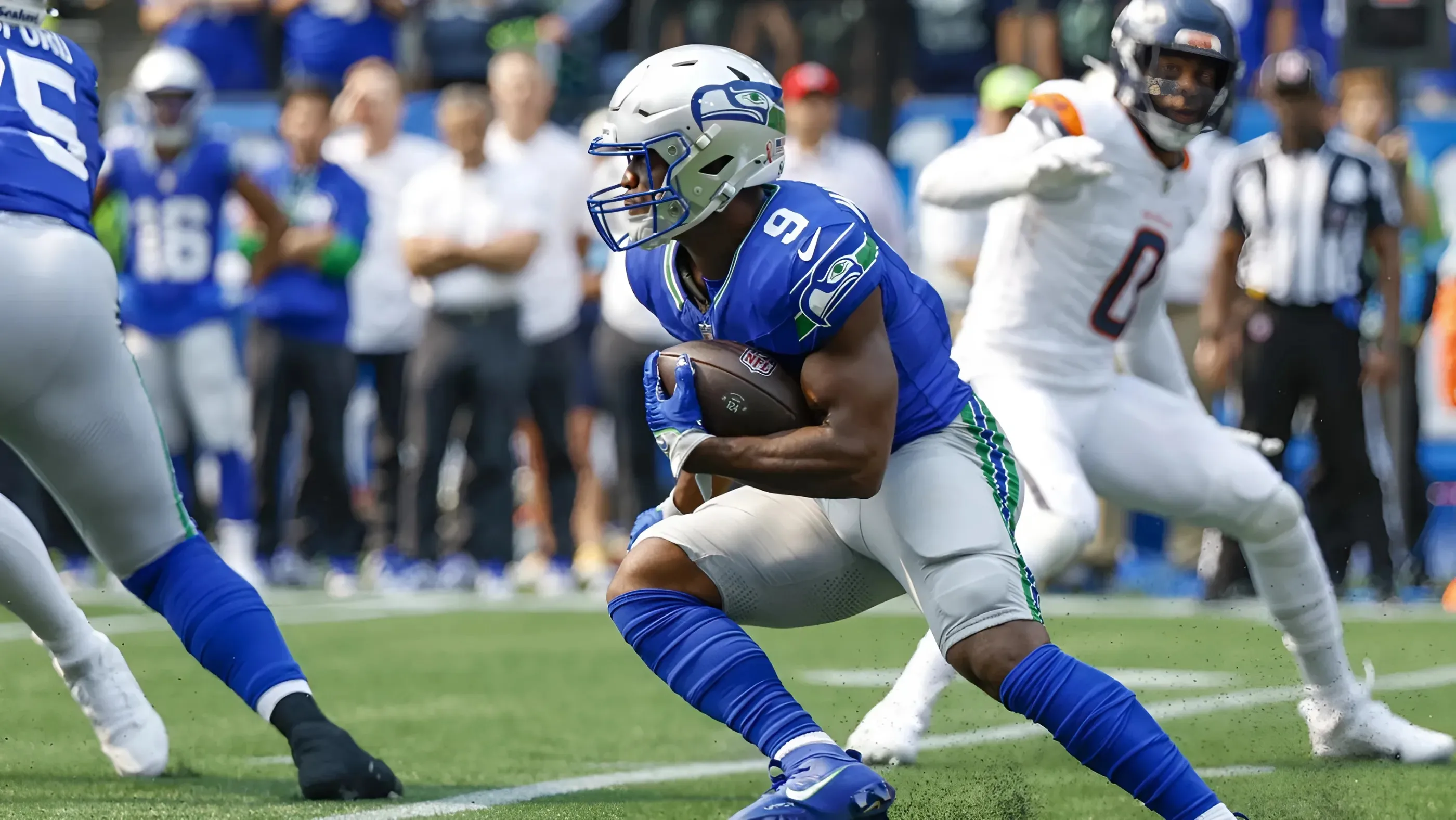 Seahawks offense fully operational with return of standout running back