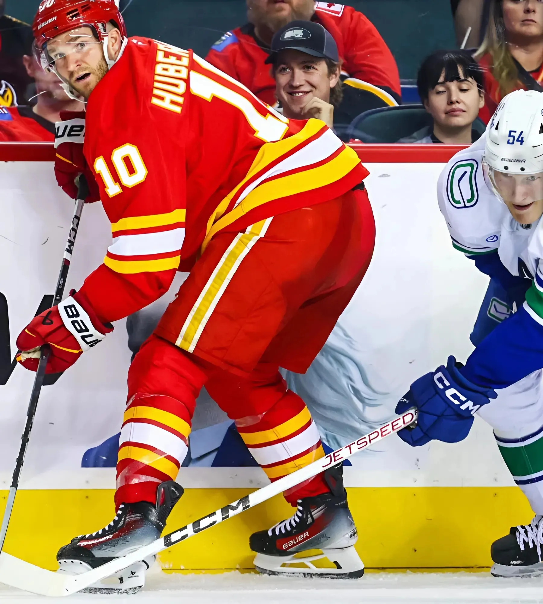 Räty and Sprong stand out in Canucks’ loss to Flames