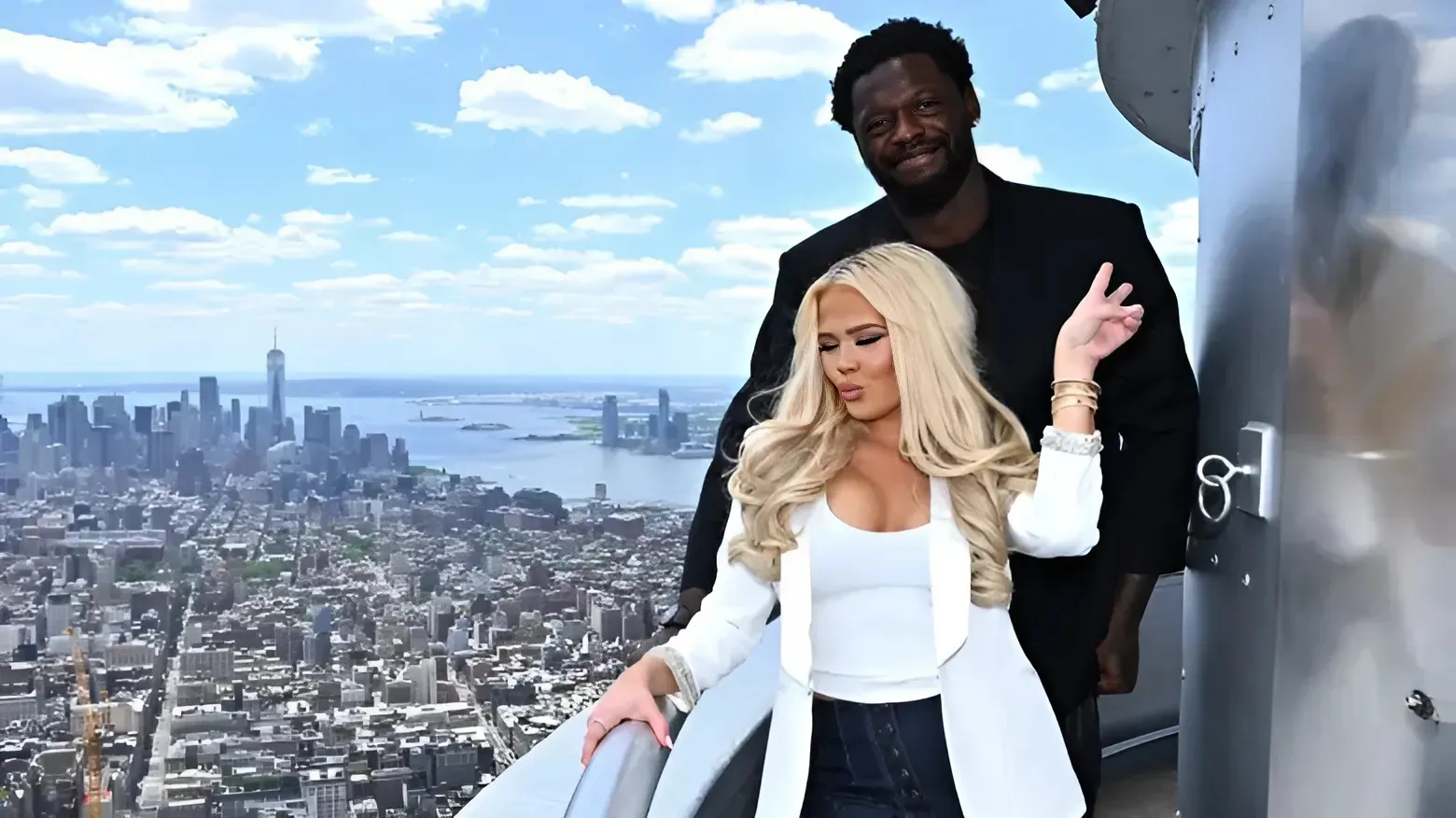 Ex-Knicks Star Julius Randle’s Wife Issues Emotional Reaction to Stunning Trade