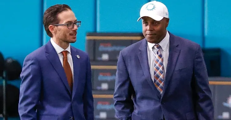 4 signs that Dolphins HC Mike McDaniel and GM Chris Grier are in over their heads