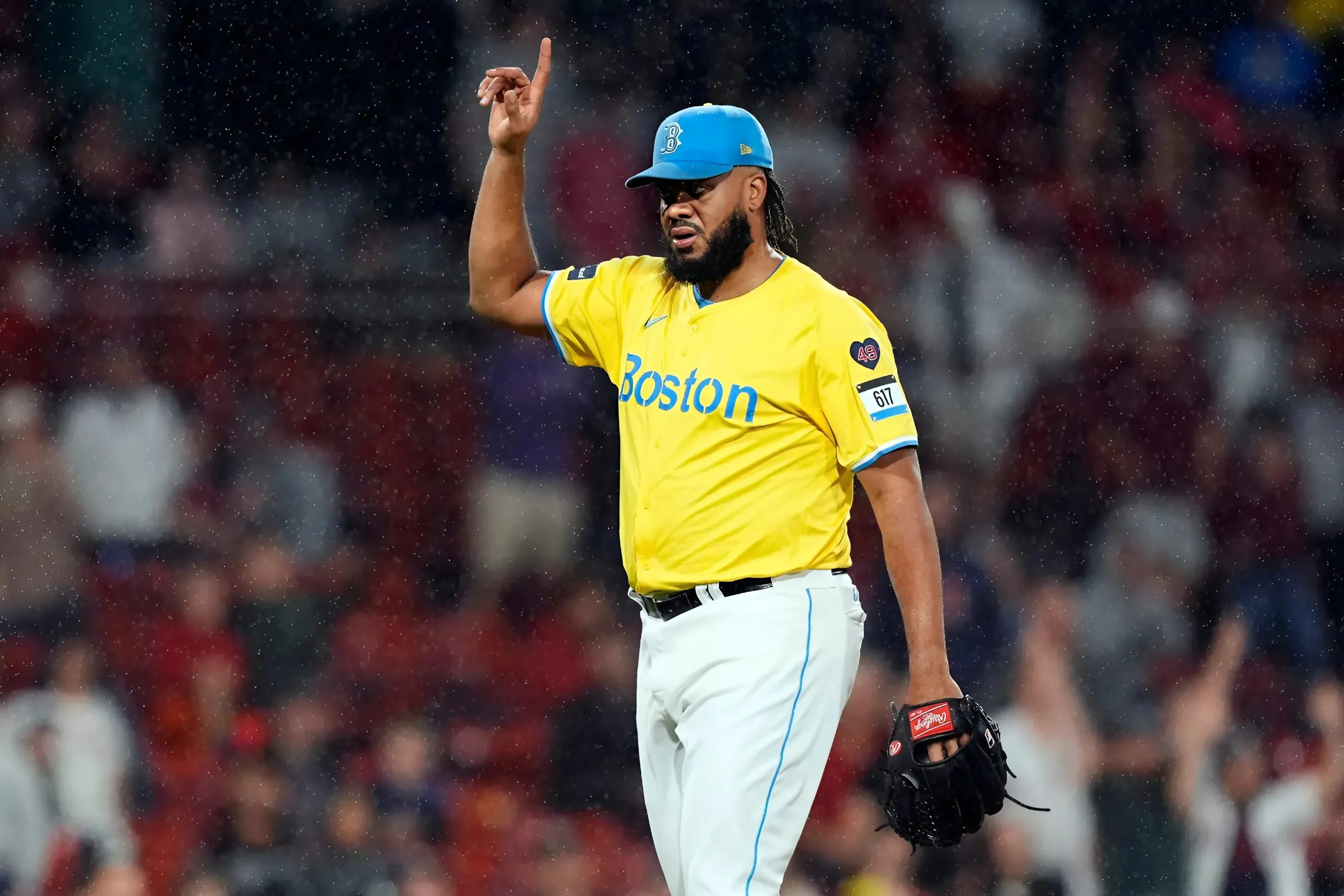 Red Sox teammates reportedly disappointed over Kenley Jansen leaving team early