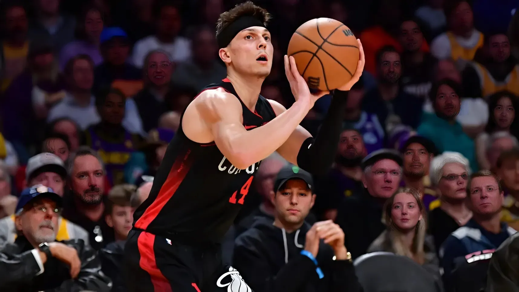 Could Lakers make blockbuster trade for Heat star sharpshooter?