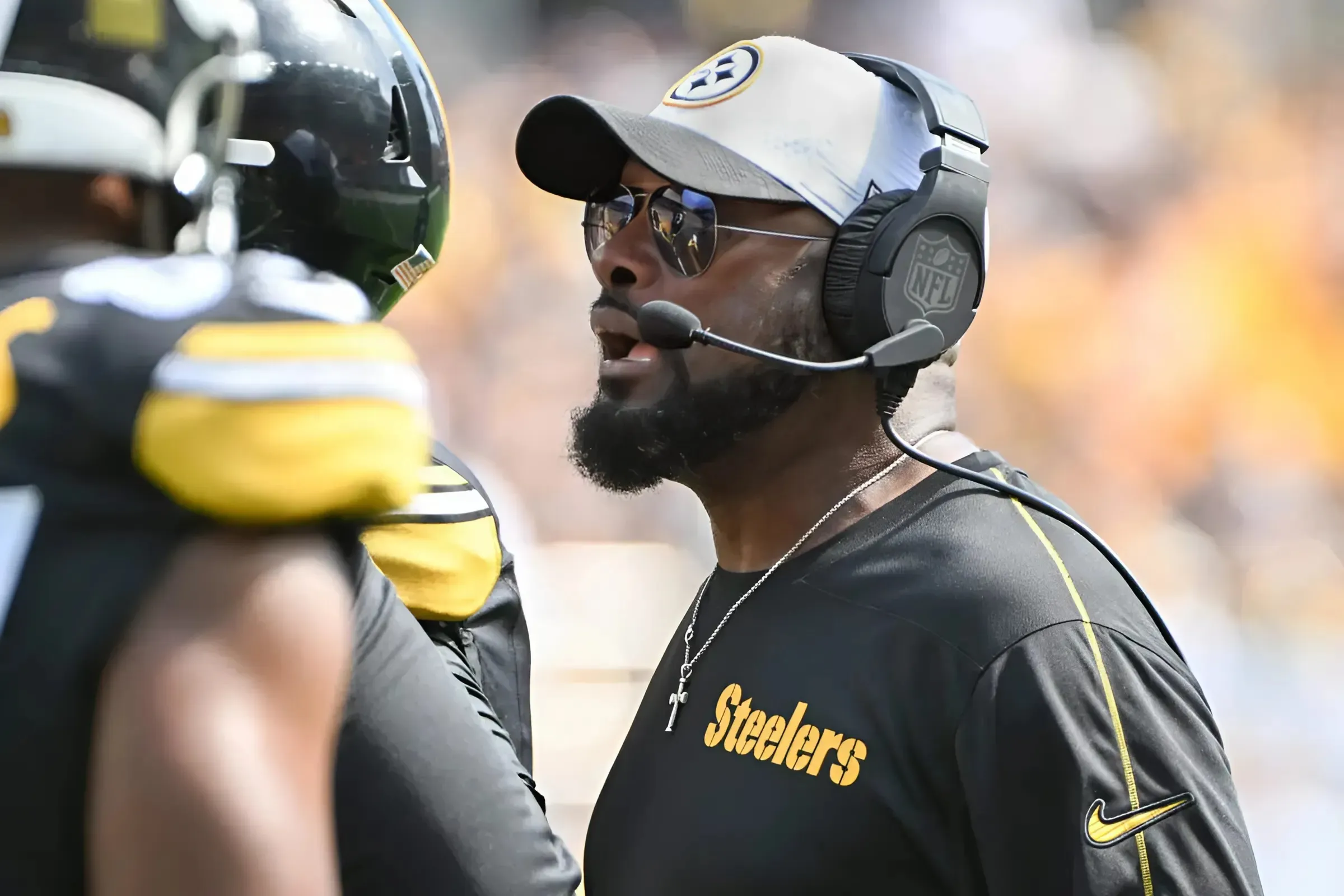 Steelers Starter Faces Benching Amid Attacking Own Fans Following Loss To Colts