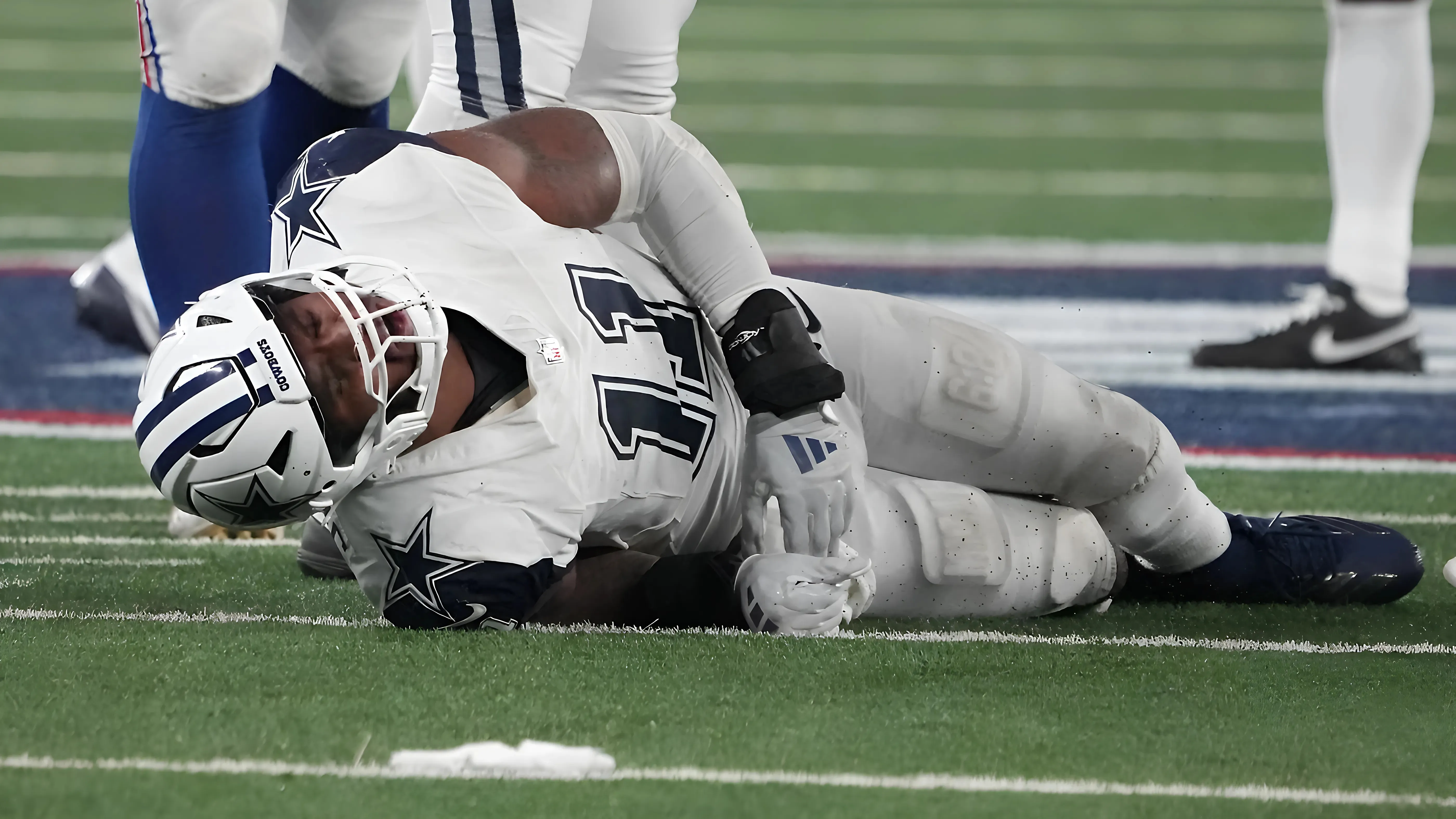 Micah Parsons gives latest injury update on high-ankle sprain