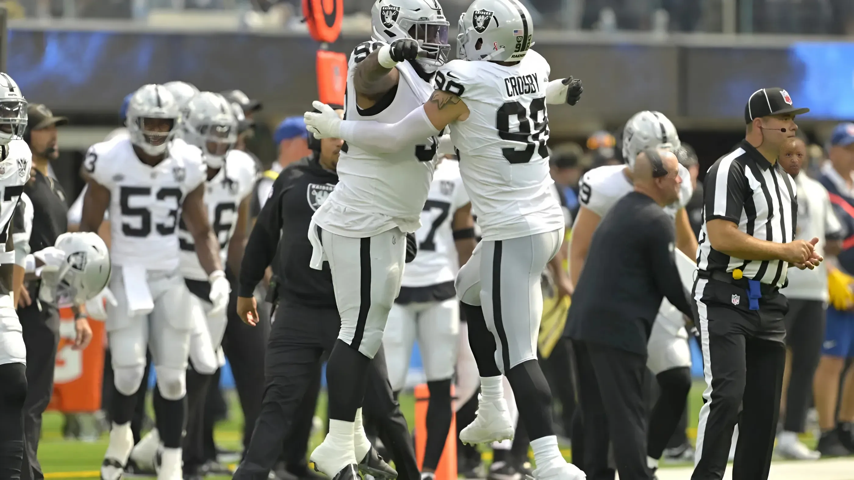 Raiders DE Maxx Crosby gives a dose of optimism to fans questioning if he'll play against the Broncos