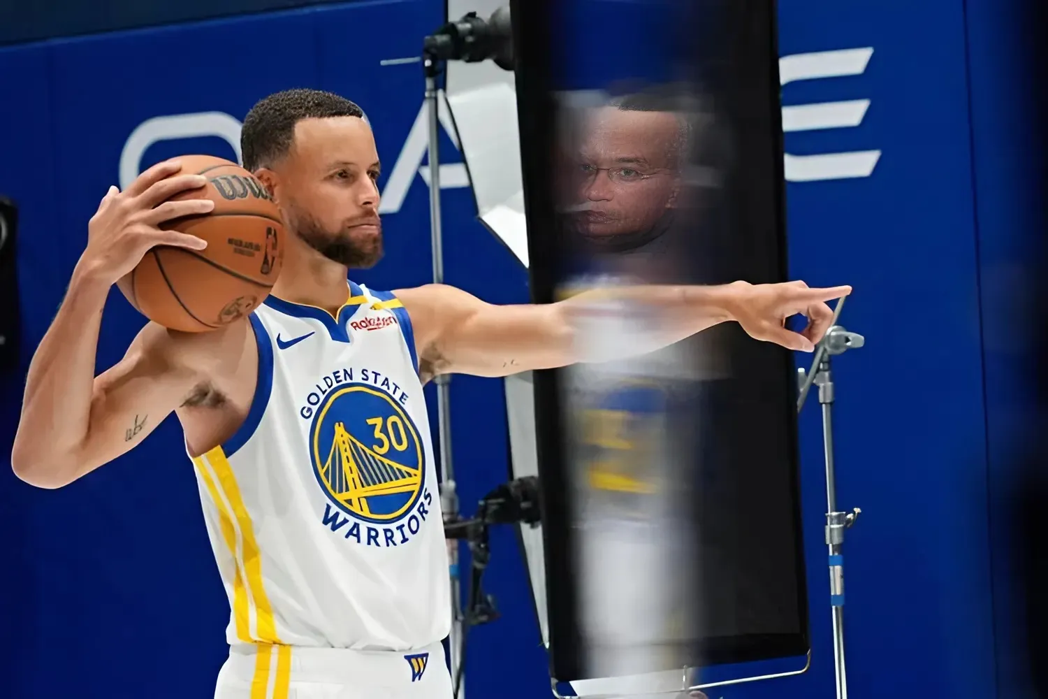 Steph Curry Makes Instagram Post After Golden State Warriors Media Day