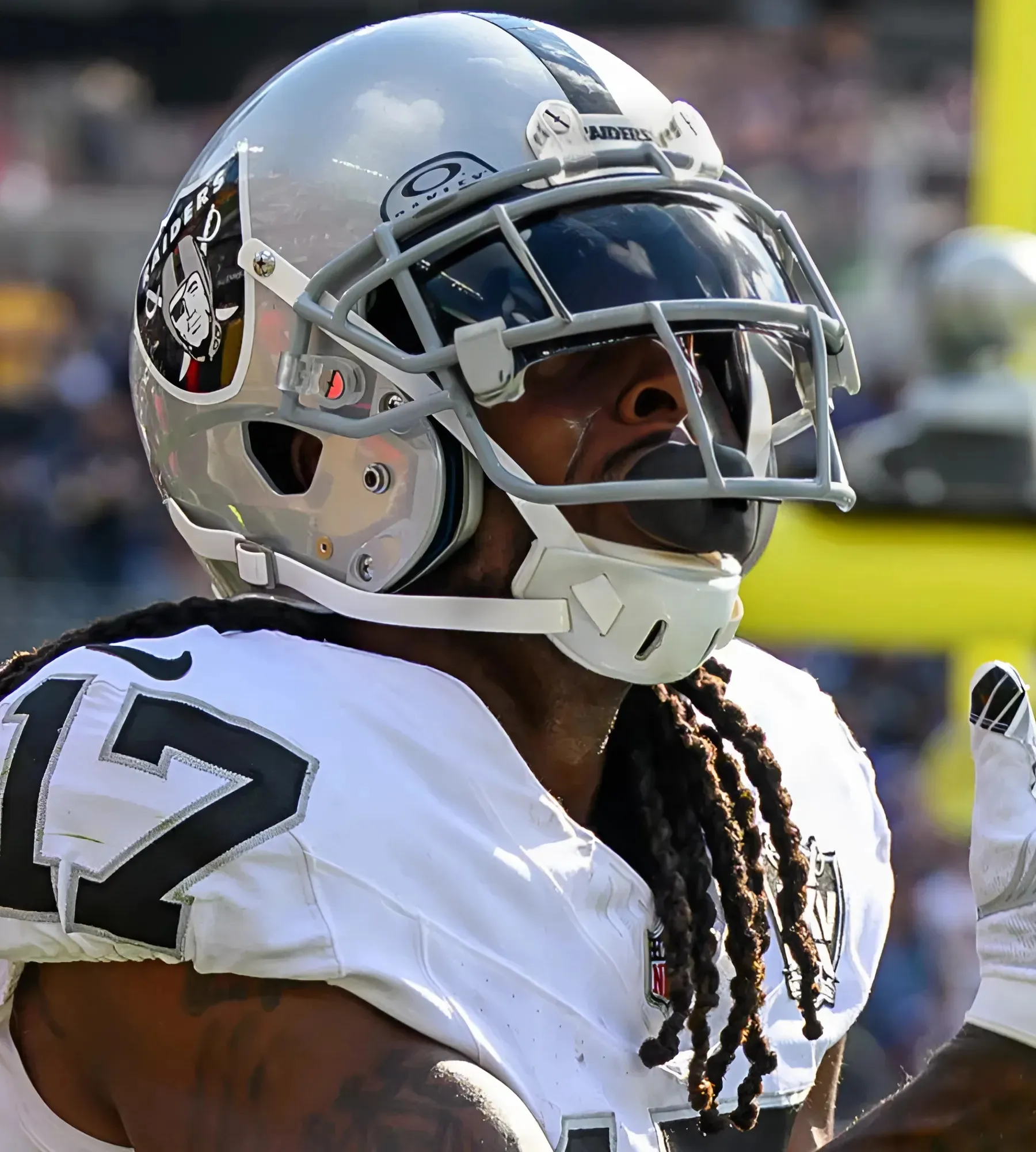 Davante Adams Trade 'Rumor': Is Raiders HC Antonio Pierce Trolling Everyone?