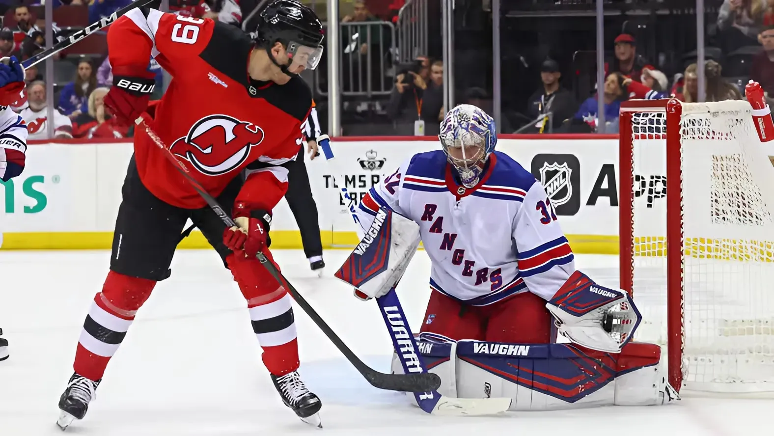 Jonathan Quick lone standout in Rangers’ lackluster 3-1 preseason loss to Devils