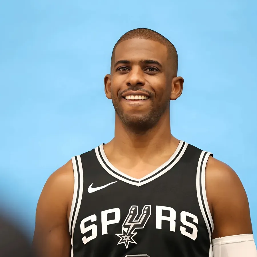 Ex-Warrior Chris Paul has joined forces with the San Antonio Spurs