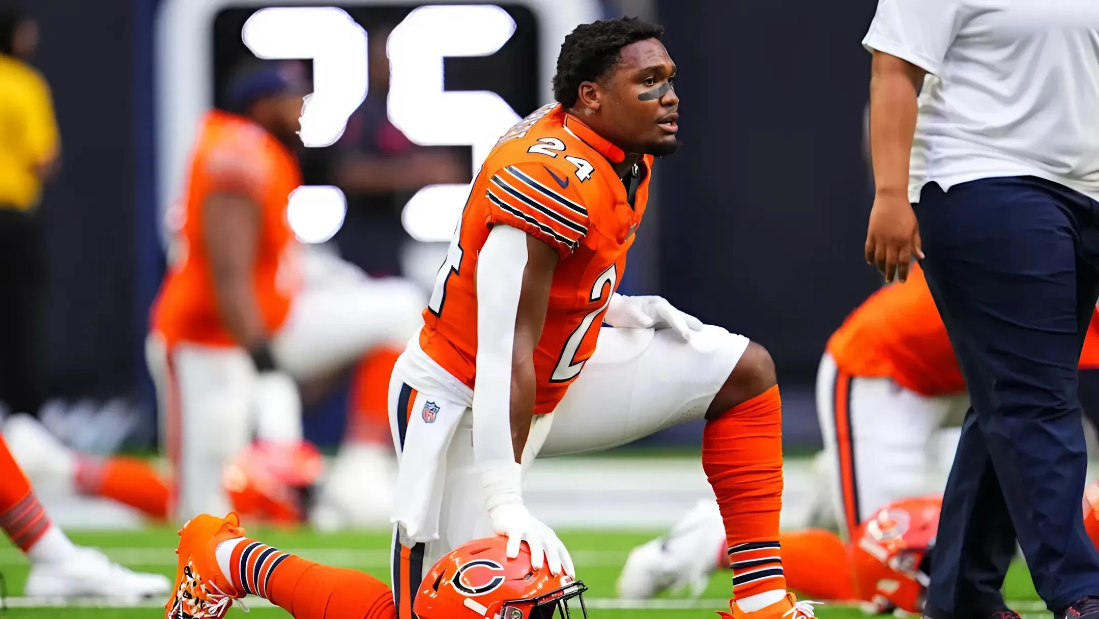 Khalil Herbert’s absence from Bears’ offense creates intriguing trade opportunity