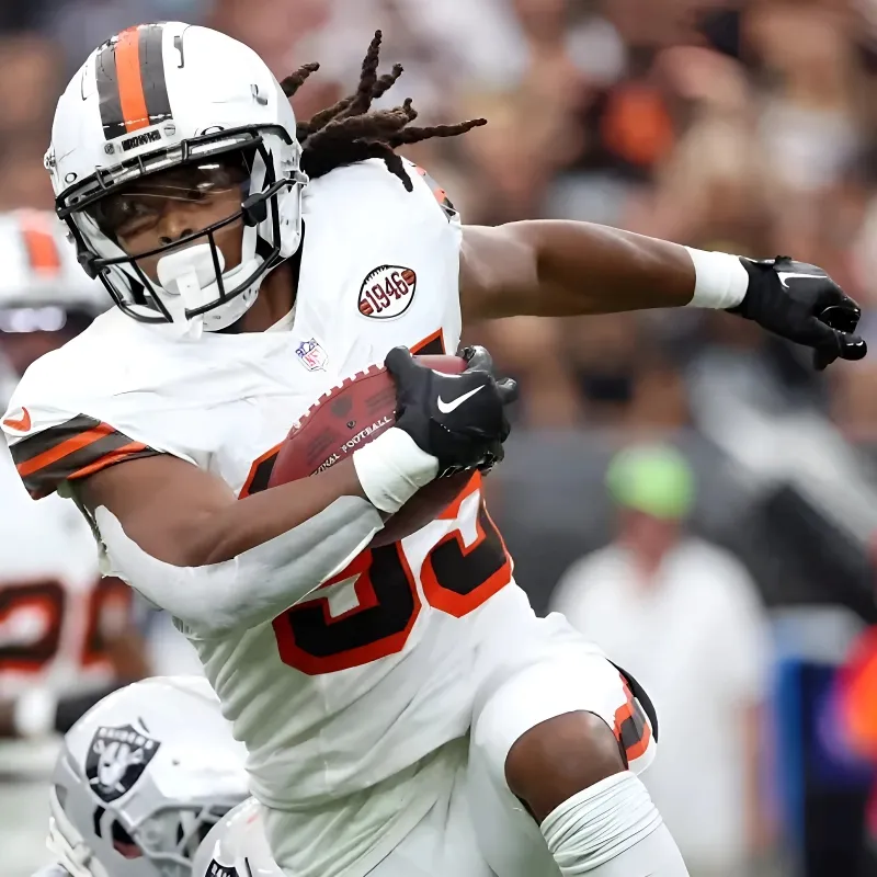 Browns Cut Ties With RB Ahead of Nick Chubb’s Return