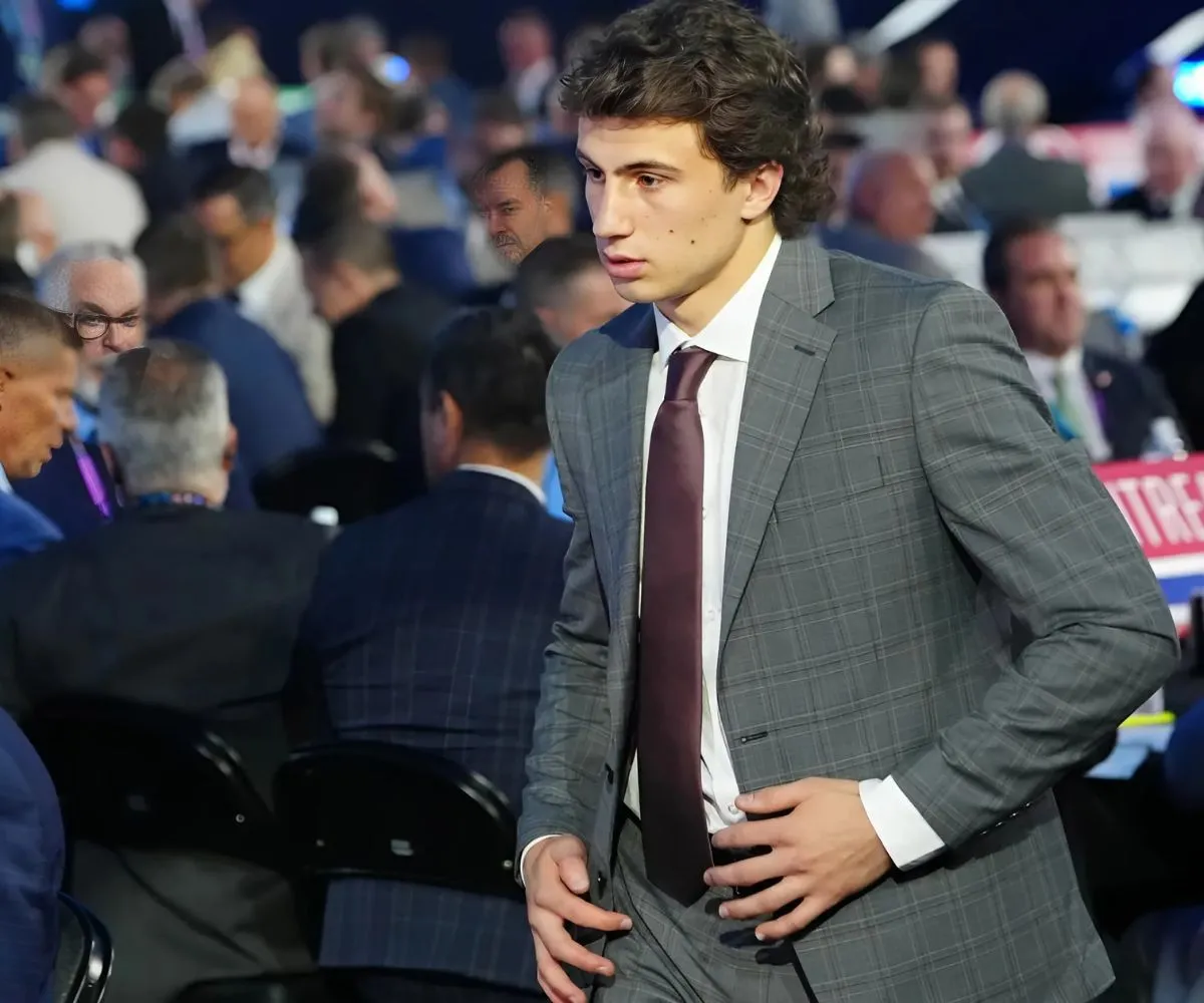 Toronto Maple Leafs top prospect given major honor after being cut from the team