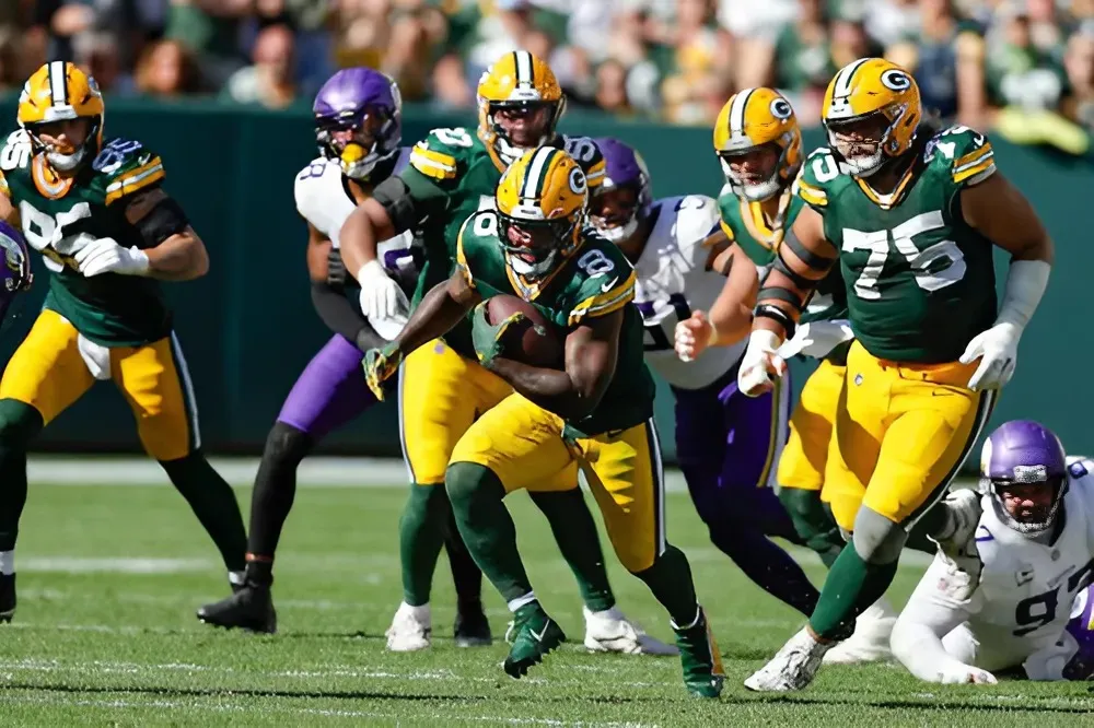 Green Bay Packers running back Josh Jacobs sets an NFL record