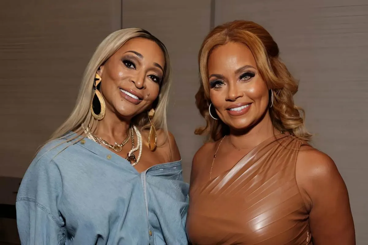 Karen Huger Shares Surprising Friendship Update with Gizelle Bryant: "It's Hard..." tram