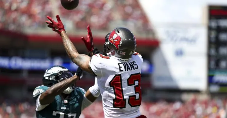 Eagles rookie Quinyon Mitchell clamps down Mike Evans, then lets him know it