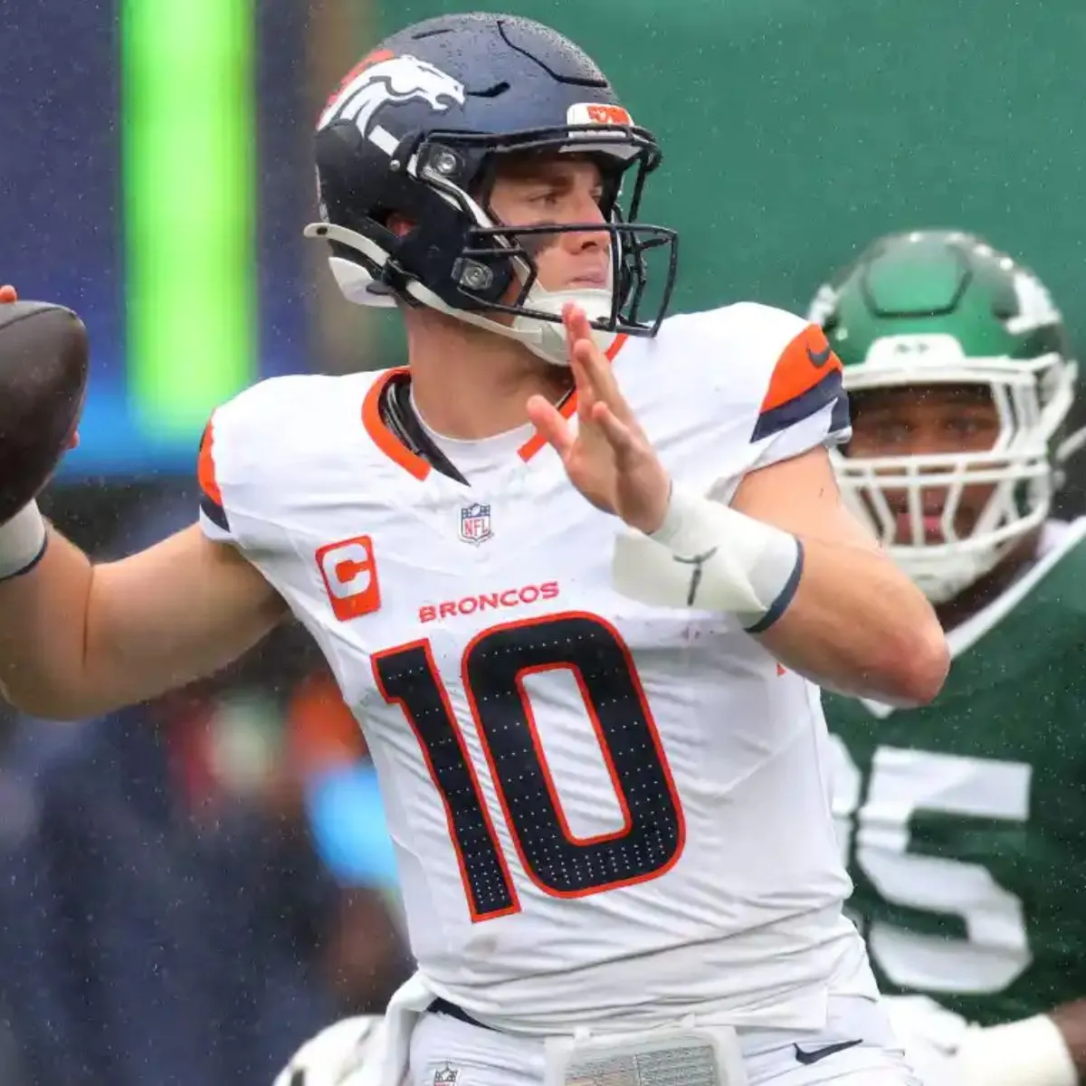 Broncos Rookie QB Called ‘Better Than the Narrative’ After Struggles