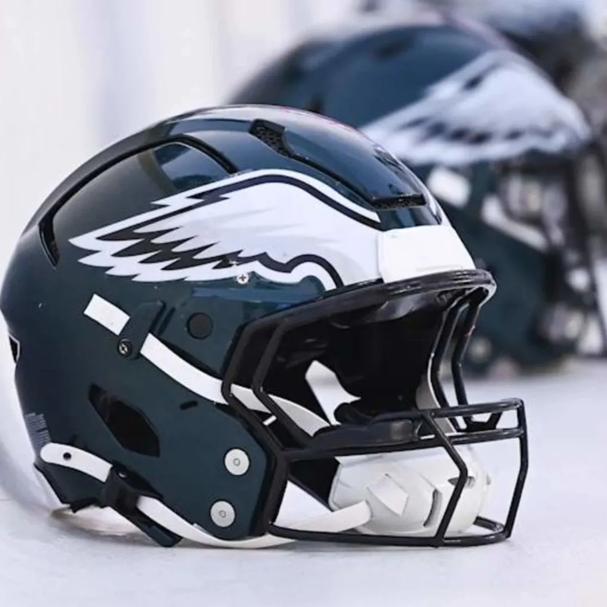 Blockbuster Trade Idea Lands Ex-Eagles Star With Lions