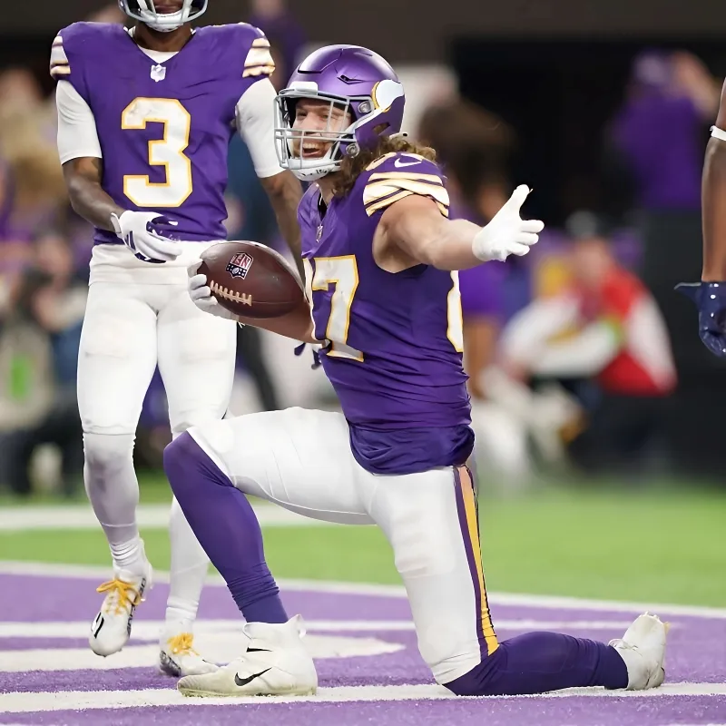 Vikings Make Roster Move With T.J. Hockenson After 4-Game Absence