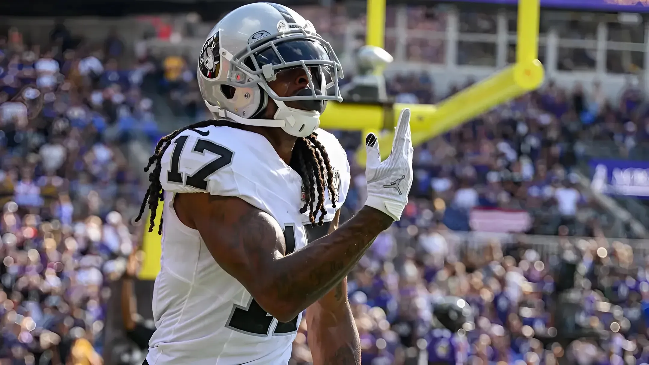 Saints are reportedly aggressively pursuing a Davante Adams trade