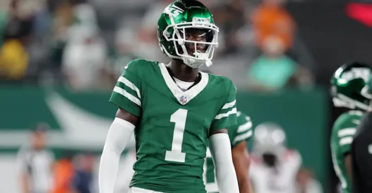 New York Jets Star Cornerback Leaves Game with Apparent Injury