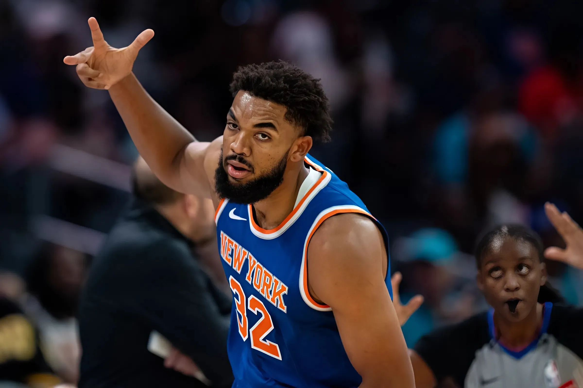 New York Knicks 111, Charlotte Hornets 109: Shamet and the bench shine in scrimmage