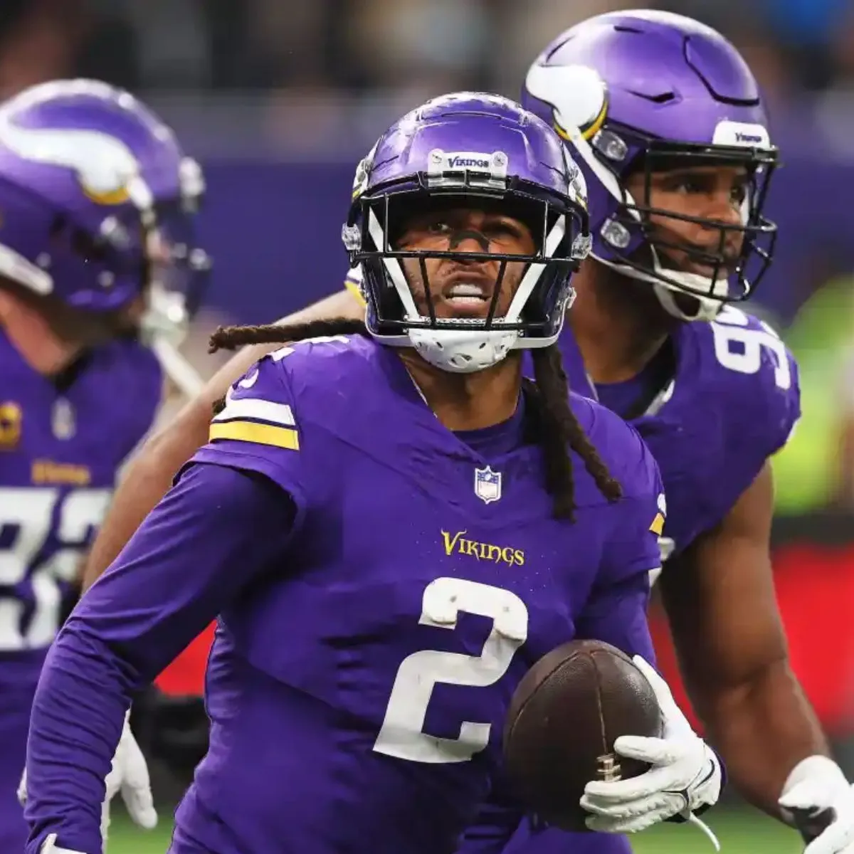 Stephon Gilmore Sounds Off on Outsmarting Aaron Rodgers, Vikings’ Perfect Start