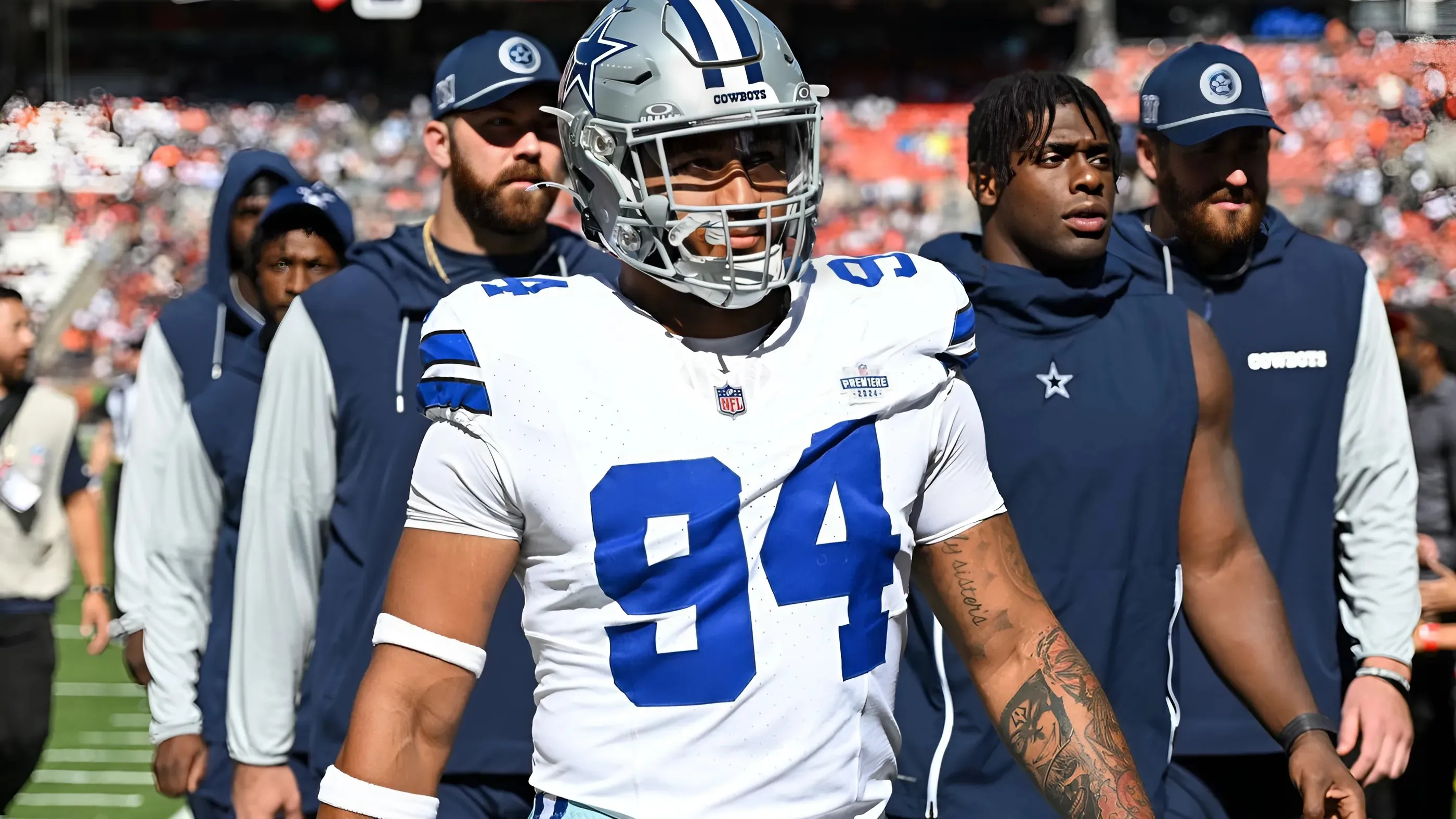 Report: Cowboys DE Marshawn Kneeland avoided ACL tear but has meniscus tear, expected back this season