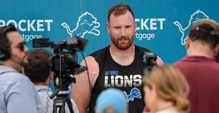 Frank Ragnow Punched Dan Campbell Into Wall to Prove Health