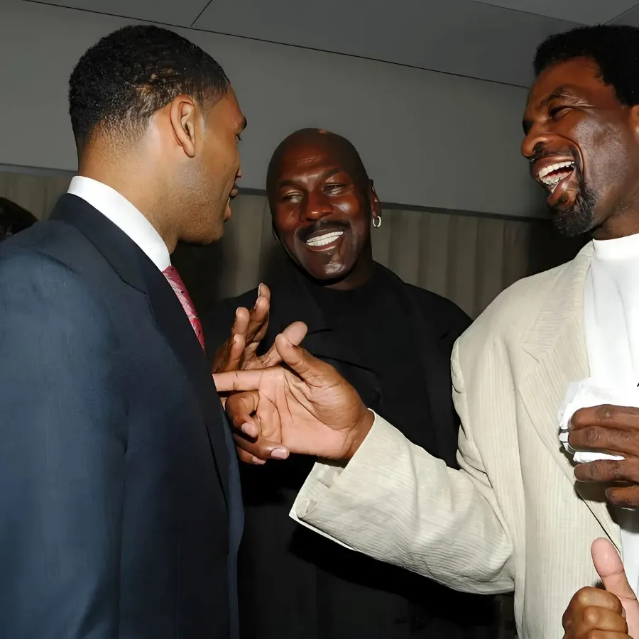 Charles Oakley Explained What It’s Truly Like Being Best Friends With Michael Jordan: ‘Whenever I Called, He Answered The Bell’