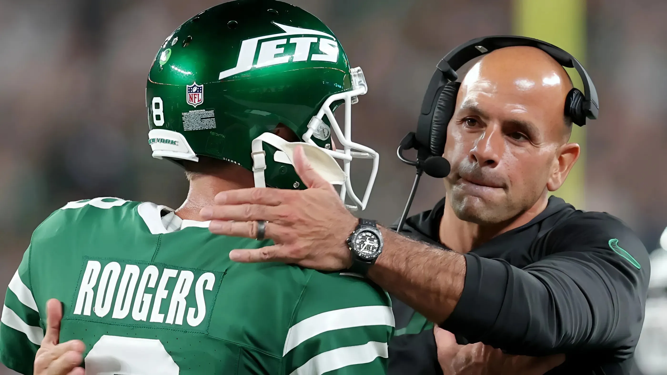 Former NFL QB Rips Aaron Rodgers, Jets Offense After Robert Saleh Firing