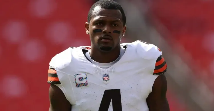 QB Deshaun Watson Sounds Off on Calls for Browns to Bench Him