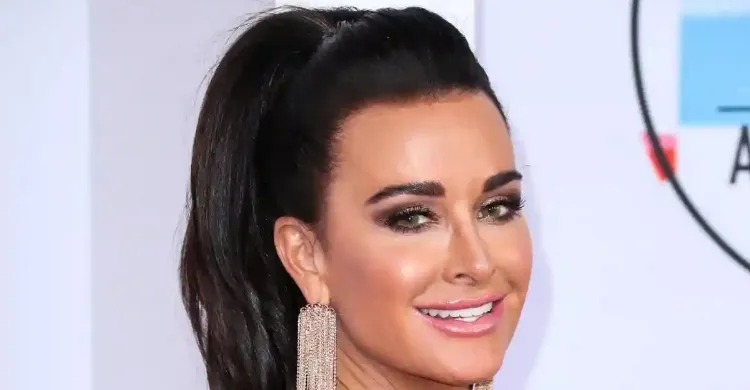 Viewers slam Kyle Richards as ‘The most mediocre Housewife’ after she’s named Reality Star of the Year