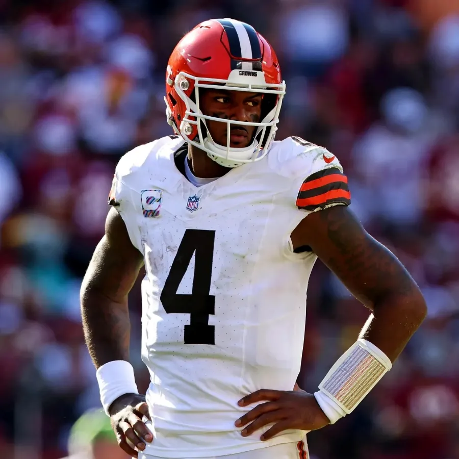 Deshaun Watson’s Personal Coach Fires Back Amid Benching Talk