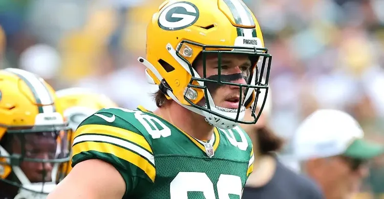 Packers Poach TE From Falcons With Luke Musgrave Likely Bound for IR