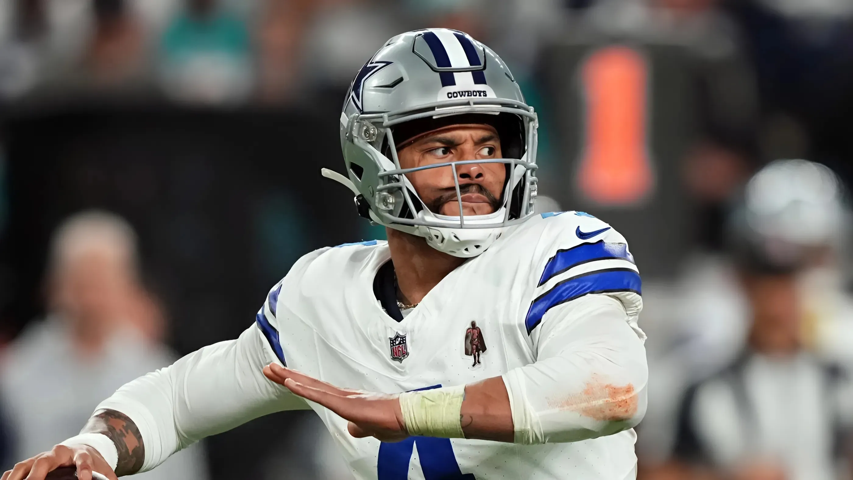 Cowboys’ Dak Prescott Gets Called Out by Super Bowl-Winning QB