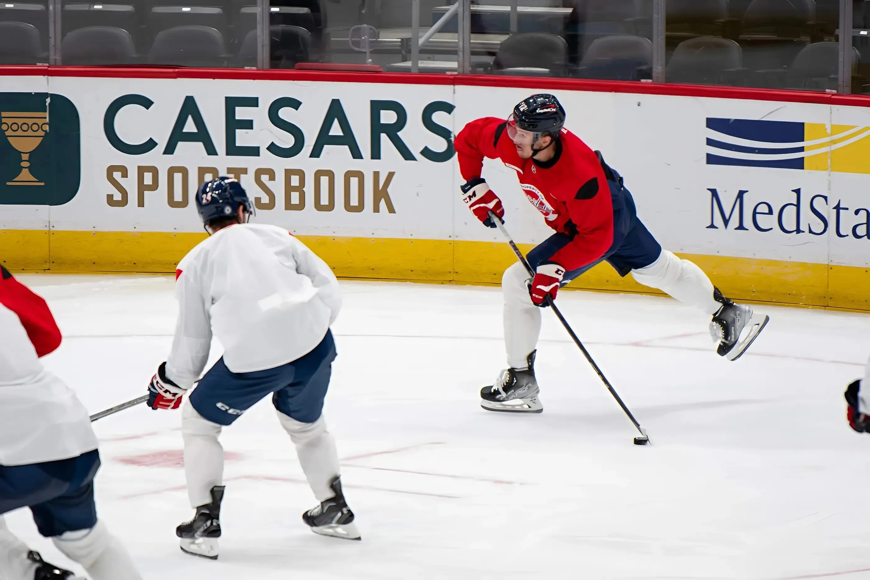 Spencer Carbery indicates Sonny Milano likely to play on Opening Night over Jakub Vrana, Logan Thompson expected to return Friday