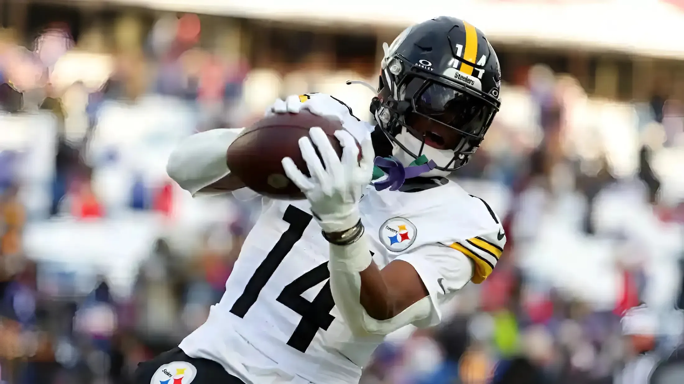 Social Media Reacts to George Pickens’ 1-Word Answer on Role in Steelers Offense