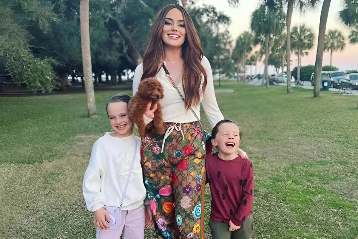 Kathryn Dennis from 'Southern Charm' Prioritizes Building a Brighter Future with Her Children tram