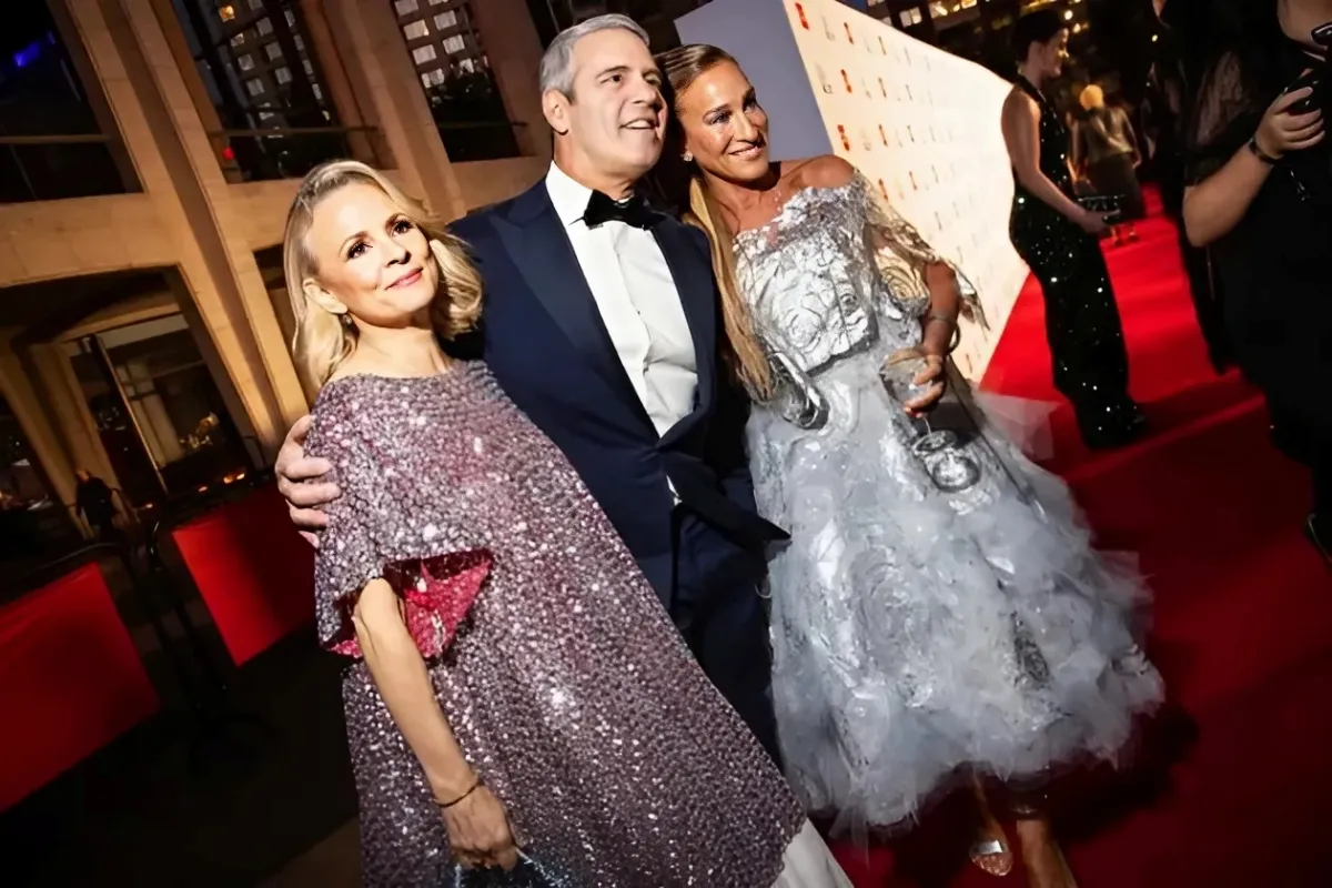 Sarah Jessica Parker, Andy Cohen, Brooke Shields and More Dress Up for the New York City Ballet Fall Fashion Gala ngocc