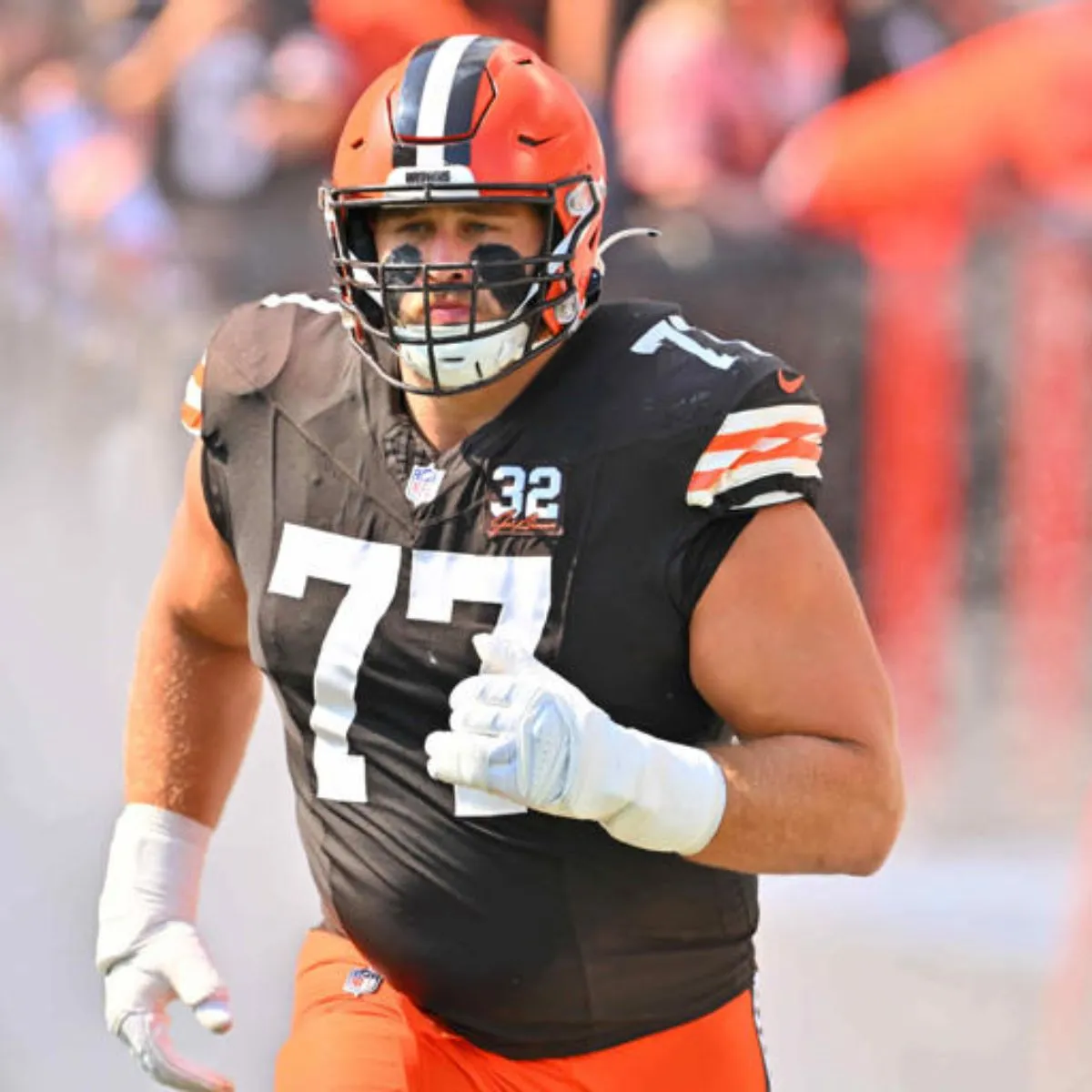 Browns Trade Pitch Flips $56.8 Million Star for Draft Pick in Cap-Saving Move